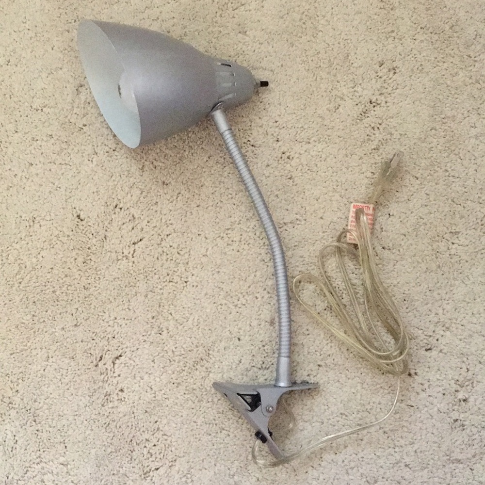 Lamp with clamp